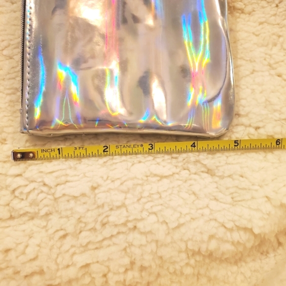 NEW Ipsy August 2020 Glambag Makeup Holographic NWOT - Picture 4 of 7